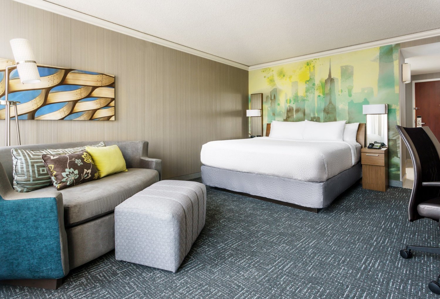 Courtyard by Marriott Chicago Downtown/Magnificent Mile, Chicago, IL ...