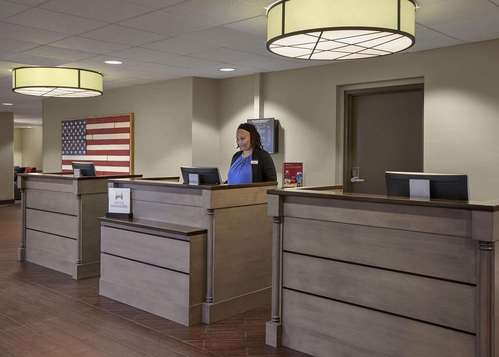 Hampton Inn & Suites Alexandria Old Town Area South, Alexandria, VA ...