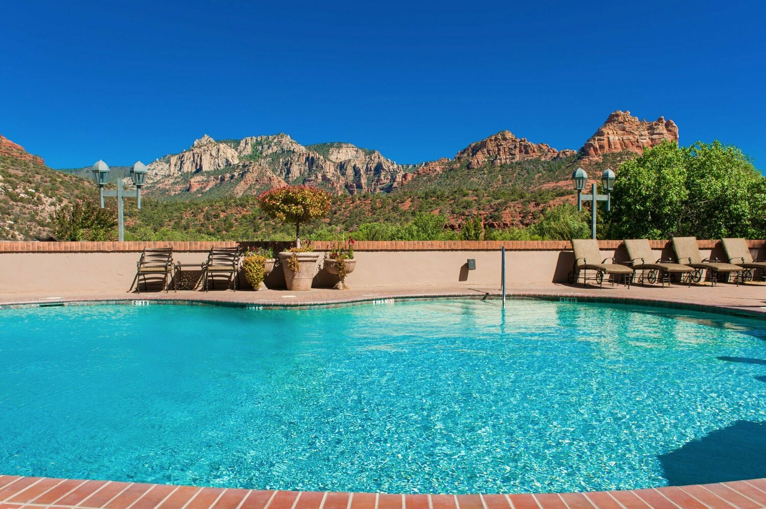 Best Western Plus Arroyo Roble Hotel & Creekside Villas, Sedona, AZ ...